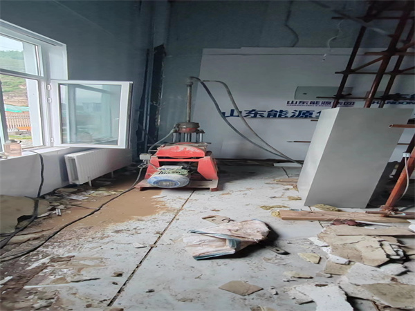 吉阳地基基础下沉墙体裂缝加固注浆顶升施工